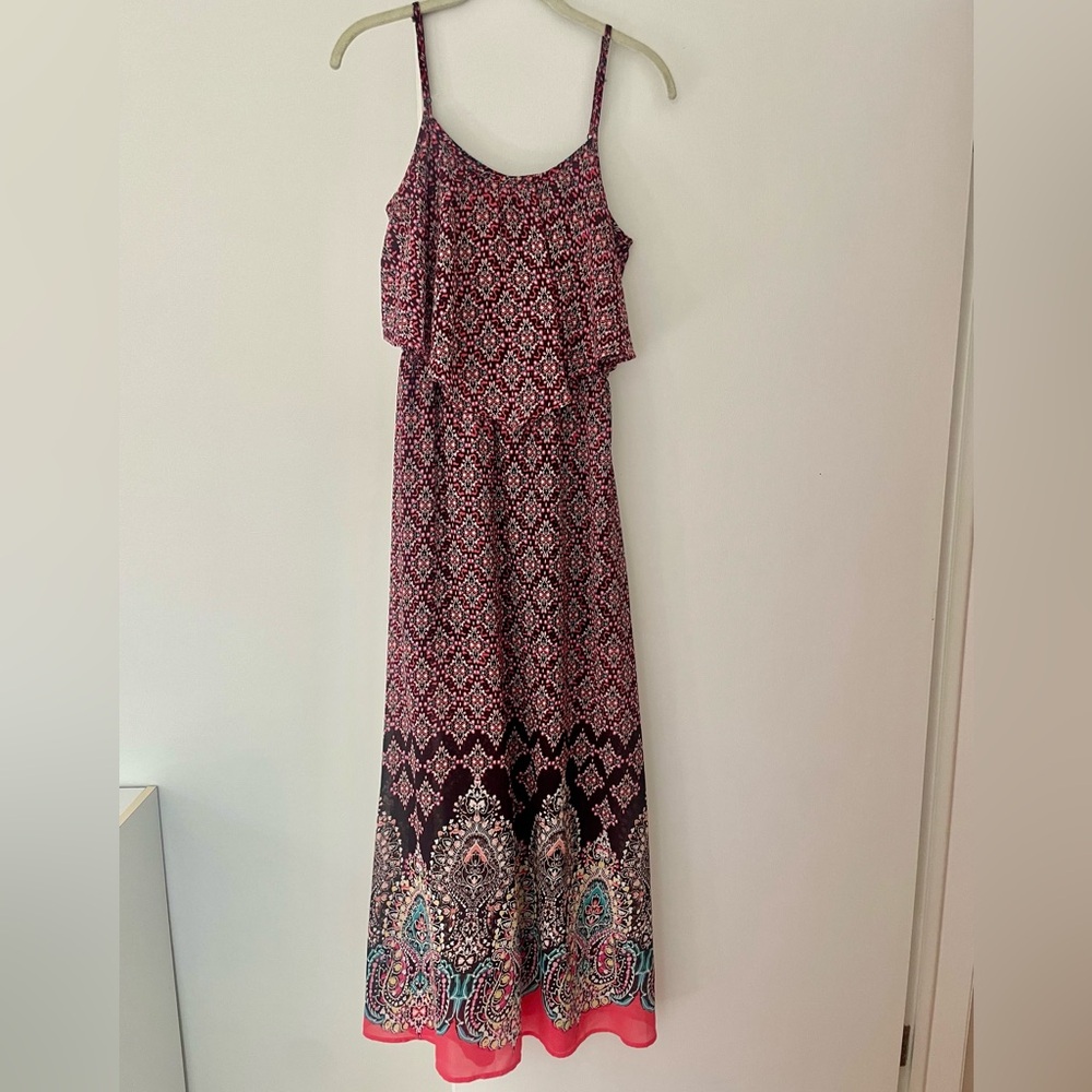 Elegant Patterned Maxi Dress